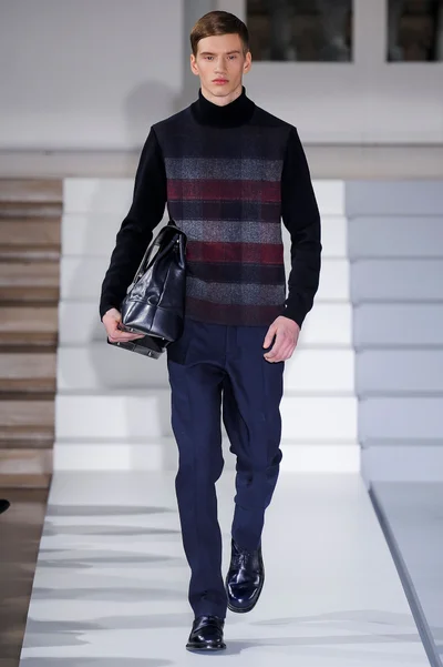 Look 14
